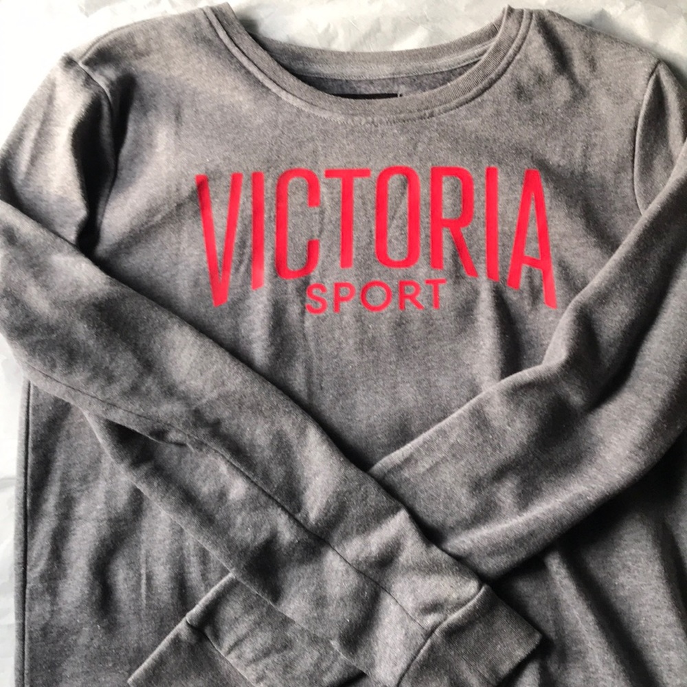Victoria’s Sport Crewneck